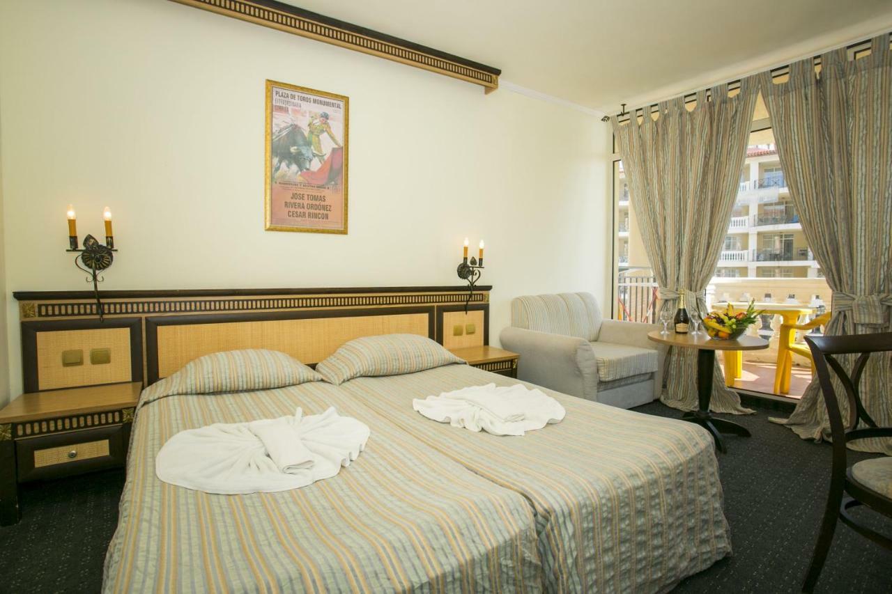 Andalucia Beach Hotel Elenite Quarto foto