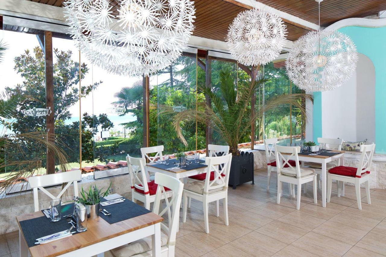 Andalucia Beach Hotel Elenite Exterior foto